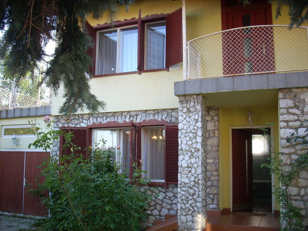 Fanni Apartman Hotel Miskolc Exterior foto